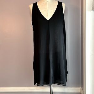 White House Black Market sleeveless V-neck black high low flowy chiffon tunic S